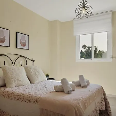 Con Piscina Y Paddel En Guadalmina Alta - Avia 2 3