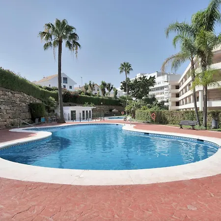 Con Piscina Y Paddel En Guadalmina Alta - Avia 2 3