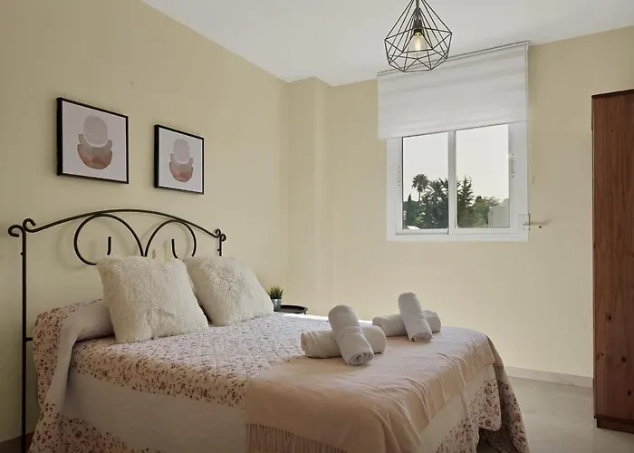 Con Piscina Y Paddel En Guadalmina Alta - Avia 2 3